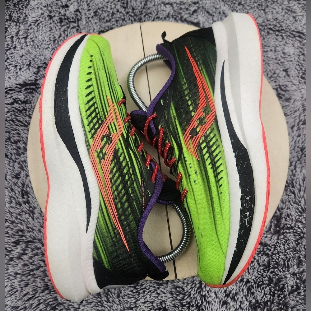 Saucony Endorphin Speed 2 Green Running Shoes Women's Size 7.5 - Picture 5 of 9
